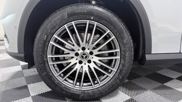 New 2027 Mercedes-Benz GLC 300 4MATIC image 8