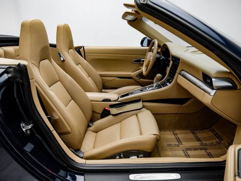 Used 2015 Porsche 911 Carrera S image 50