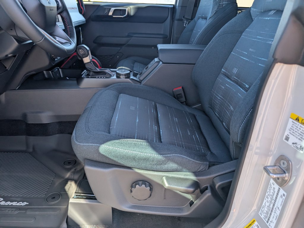 New 2026 Ford Bronco Heritage Edition AWD/4WD image 8