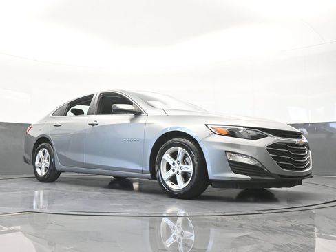 Used 2024 Chevrolet Malibu LT FWD image 58
