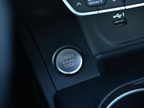 Used 2018 Audi A4 2.0T Premium Plus w/ Premium Plus Package image 24