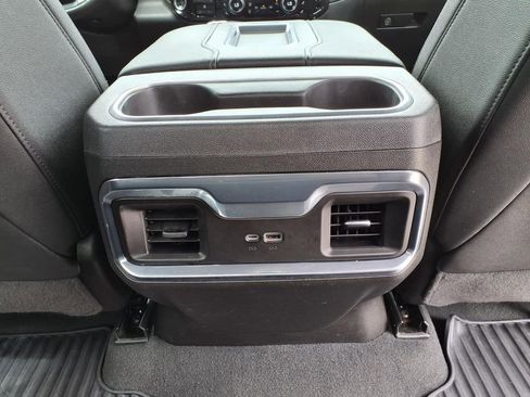 Used 2022 Chevrolet Silverado 1500 LTZ image 17