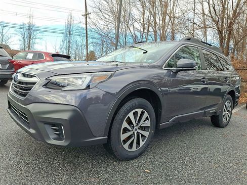 Certified 2022 Subaru Outback Premium image 4