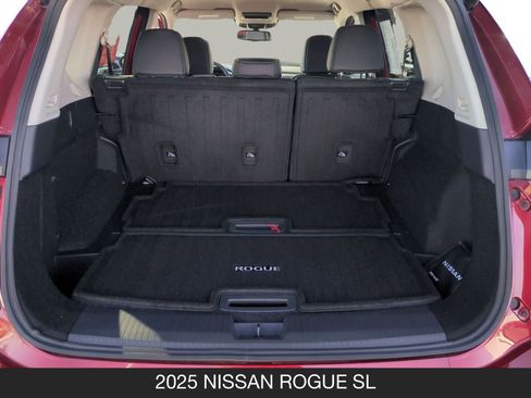 Certified 2025 Nissan Rogue SL image 21