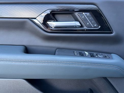 New 2026 GMC Yukon XL AT4 w/ AT4 Premium Plus Package image 9