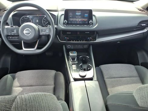 Used 2021 Nissan Rogue SV image 22