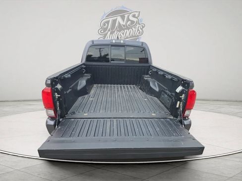 Used 2019 Toyota Tacoma SR w/ SR Convenience Package image 17