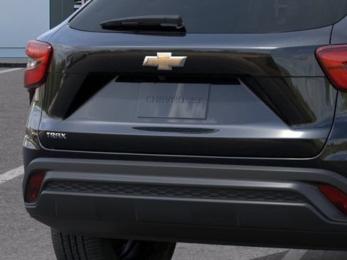 New 2026 Chevrolet Trax LS FWD image 14