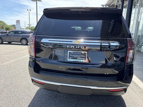 Used 2024 Chevrolet Tahoe LT RWD image 3