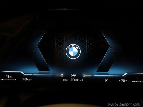 Used 2026 BMW 530i xDrive w/ M Sport Package image 17