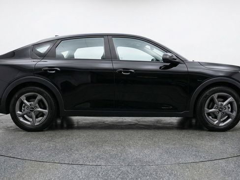 Used 2025 Kia K4 FWD image 11