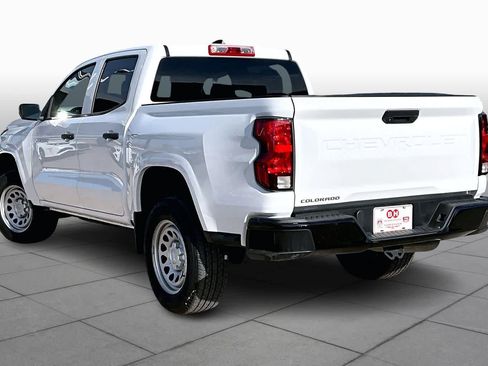 Used 2023 Chevrolet Colorado W/T image 10