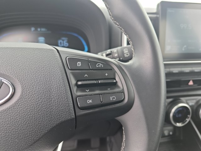 Used 2026 Hyundai Venue SEL FWD image 21