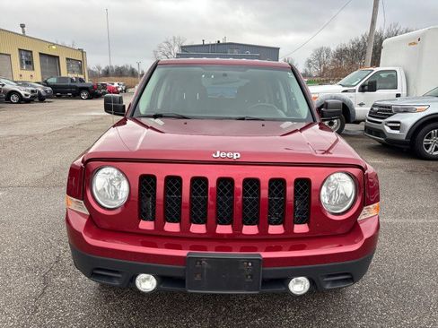 Used 2014 Jeep Patriot Latitude image 2