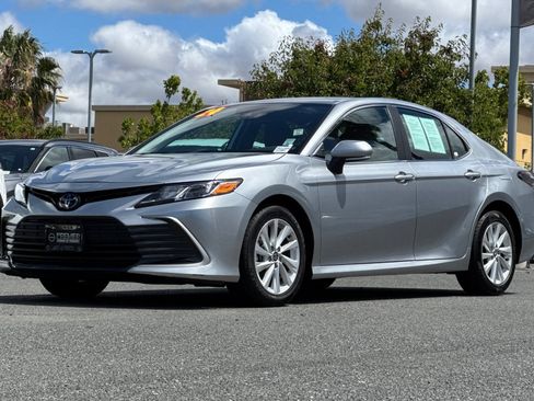 Used 2024 Toyota Camry LE FWD image 8