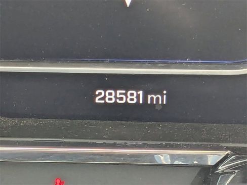 Used 2023 Chevrolet Silverado 1500 LT image 30