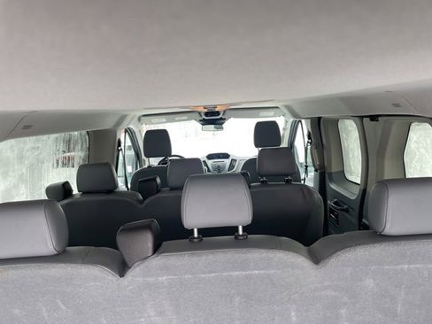 Used 2016 Ford Transit 150 XL image 17