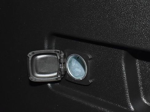 Used 2023 GMC Acadia SLE w/ Driver Convenience Package image 40