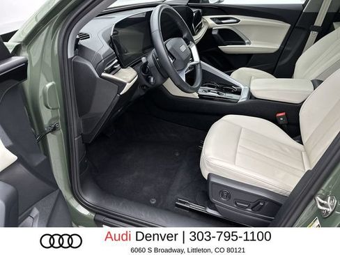 Used 2025 Audi Q5 Premium w/ Convenience Package AWD/4WD image 11