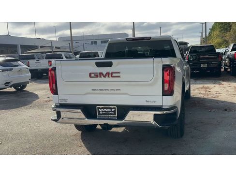 Certified 2024 GMC Sierra 1500 SLT image 8