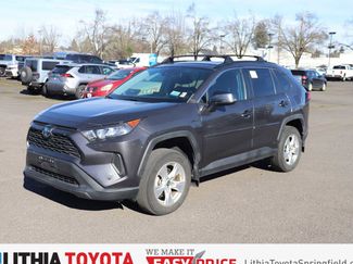 Used 2021 Toyota RAV4 LE video 1