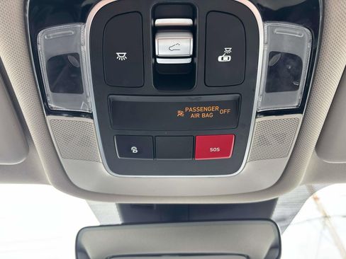 Used 2023 Hyundai Tucson Limited image 32