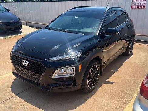Used 2019 Hyundai Kona SEL FWD image 2