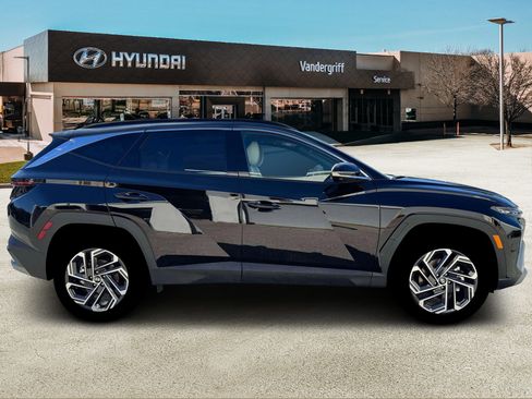 New 2026 Hyundai Tucson Limited AWD/4WD image 9