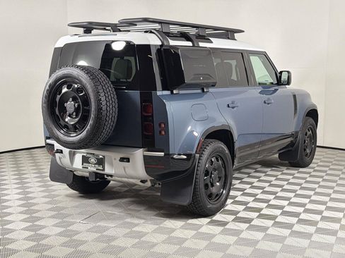 New 2025 Land Rover Defender 110 S image 5