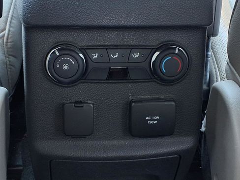 Used 2013 Ford Explorer Limited image 10