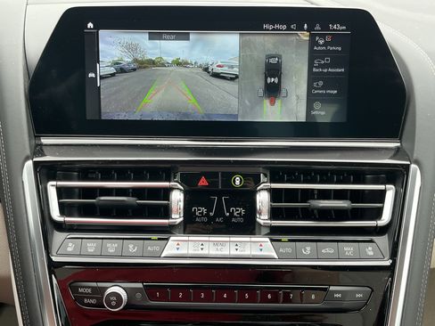 Used 2022 BMW 840i Convertible w/ Comfort Seating Package image 4