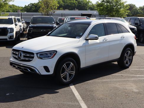 Used 2022 Mercedes-Benz GLC 300 4MATIC image 5