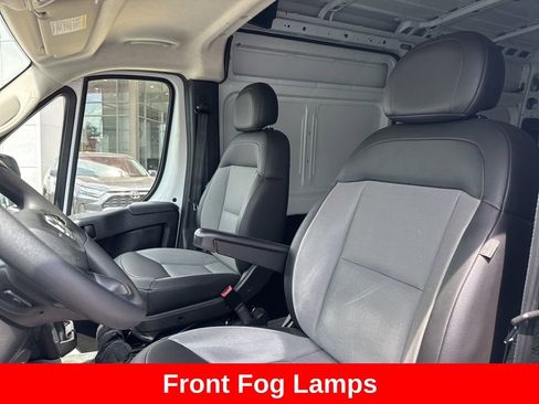 Used 2025 RAM ProMaster 2500 w/ Convenience Group FWD image 12