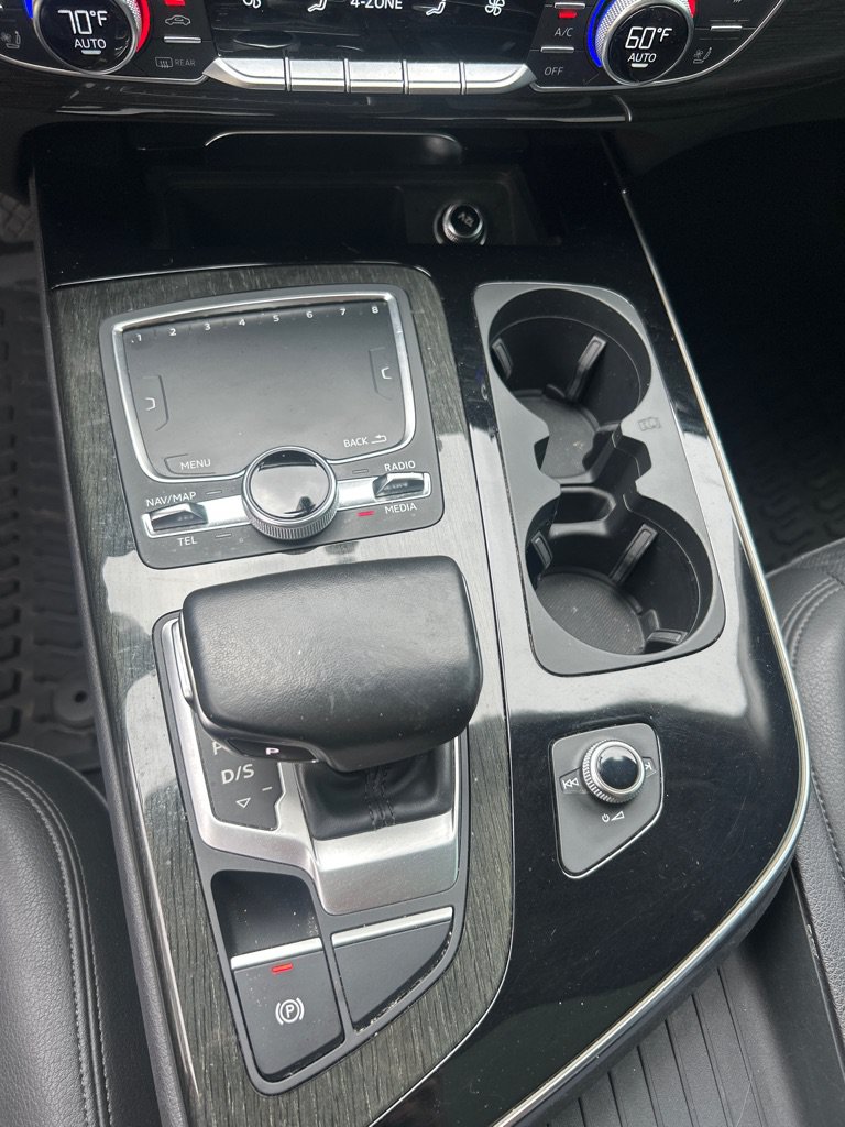Used 2019 Audi Q7 3.0T Prestige w/ Prestige Package AWD/4WD image 13