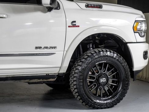 Used 2023 RAM 2500 Limited AWD/4WD image 8