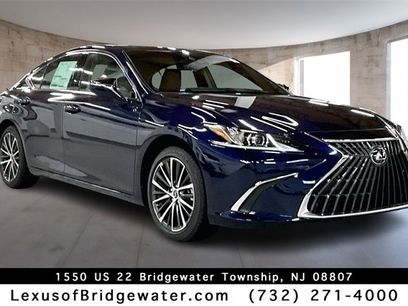 New 2025 Lexus ES 350 w/ Premium Package