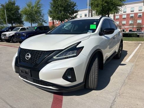 Used 2023 Nissan Murano SV w/ SV Midnight Edition Package image 7