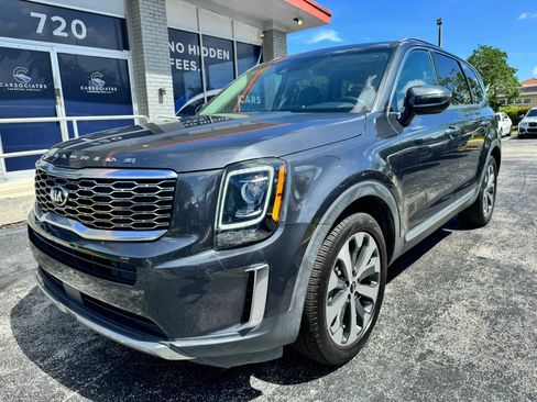 Used 2020 Kia Telluride S AWD/4WD image 1