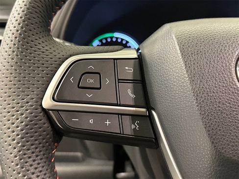 Used 2023 Toyota Sienna XSE image 34