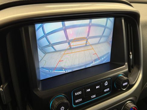 Used 2017 GMC Canyon SLE w/ SLE Convenience Package image 13