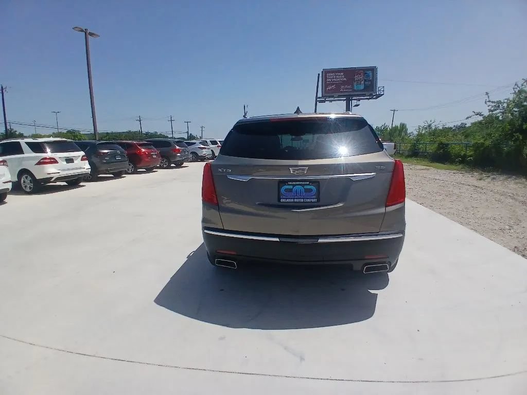 Used 2019 Cadillac XT5 Premium Luxury FWD image 6