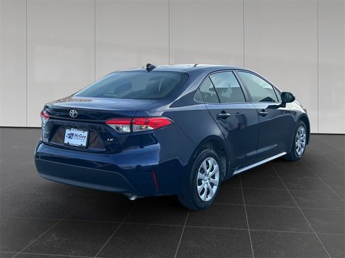Used 2023 Toyota Corolla LE image 5