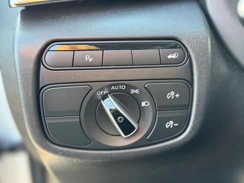 Used 2021 INFINITI QX50 Pure image 18