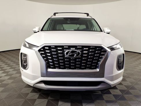 Certified 2022 Hyundai Palisade Limited AWD/4WD image 2