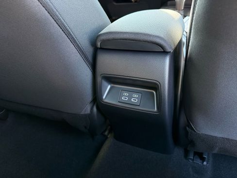 Used 2026 Toyota Corolla SE FWD image 26