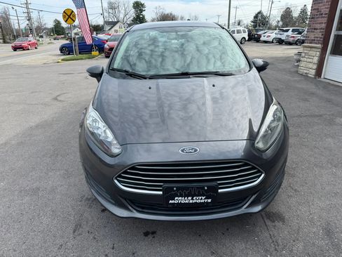 Used 2015 Ford Fiesta SE image 19