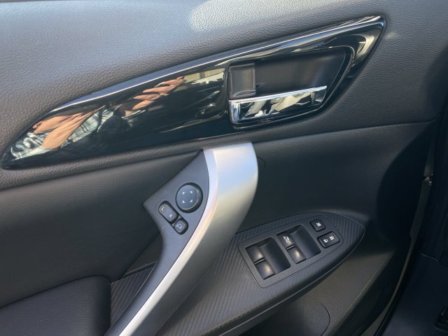 Used 2026 Mitsubishi Eclipse Cross SE AWD/4WD image 13
