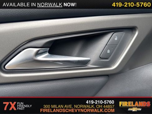 New 2025 Chevrolet Traverse LT w/ Driver Confidence Package image 15