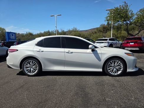 Used 2019 Toyota Camry XLE w/ Protection Package (Q2) FWD image 6
