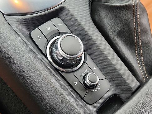 Used 2019 FIAT 124 Spider Lusso w/ Convenience Group image 25